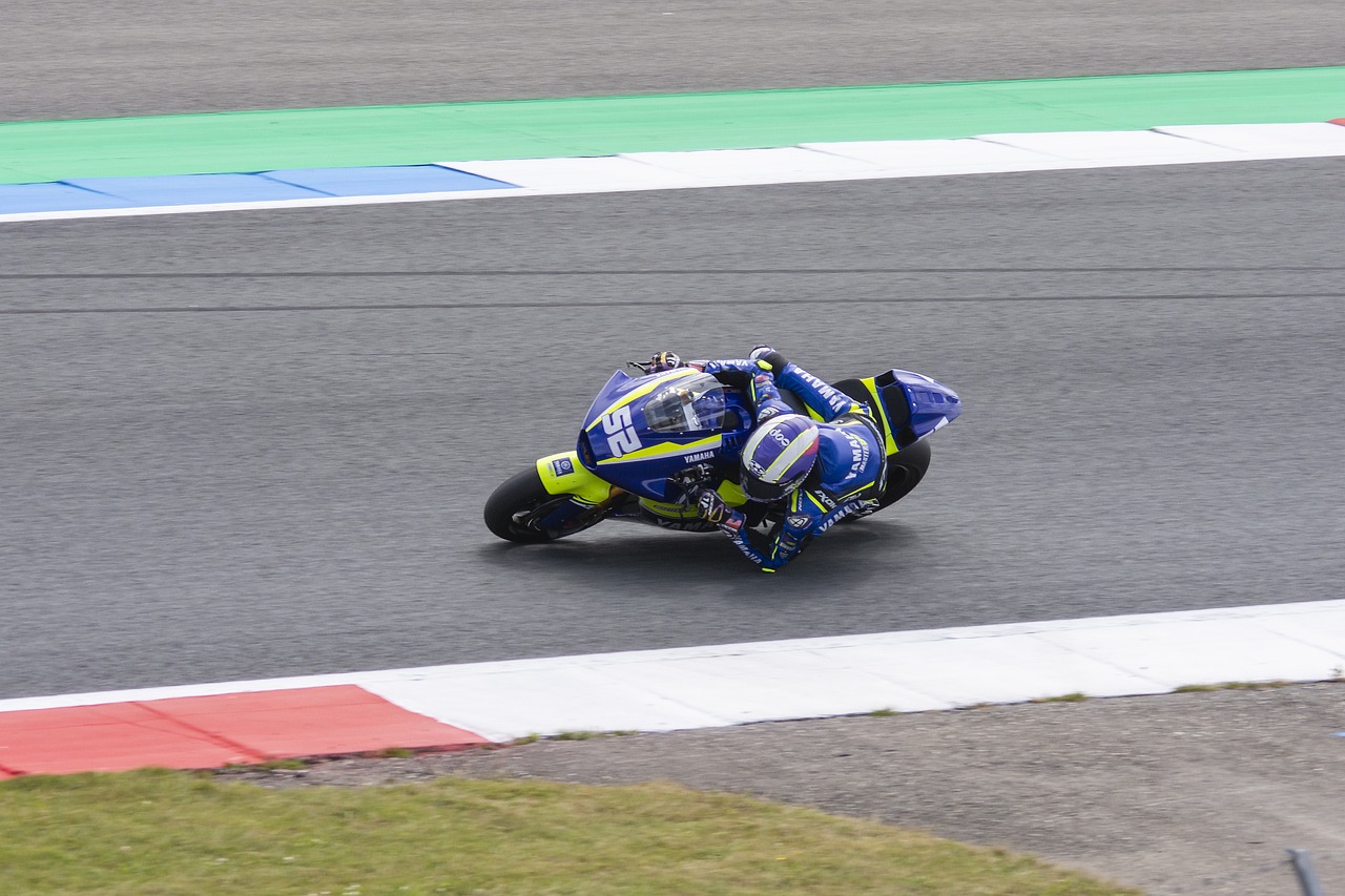 Ary：快船新签后卫丹尼斯将在明日与灰熊比赛迎来首秀